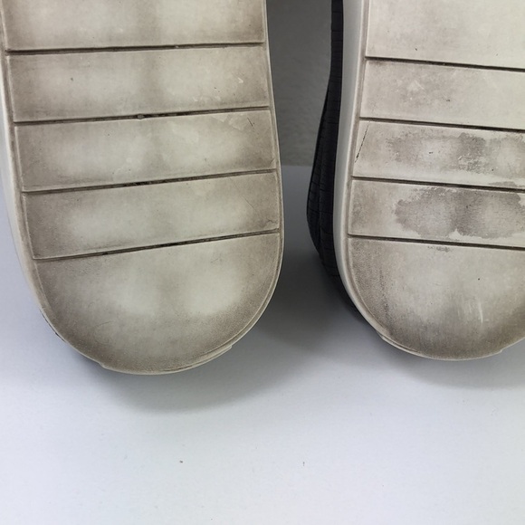 2/$30 VINCE Loafers Size 9 Gray Textured Leather Slip-On Casual Sneakers - Picture 12 of 15